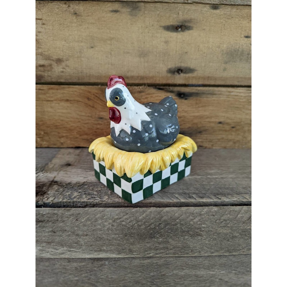Vintage Cooks Club Blue Spotted Hen and Nest Salt and Pepper Shakers